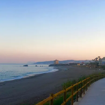 Apartment Oceanfront Luxury Escape - Escapada De Lujo Frente Al Mar Estepona